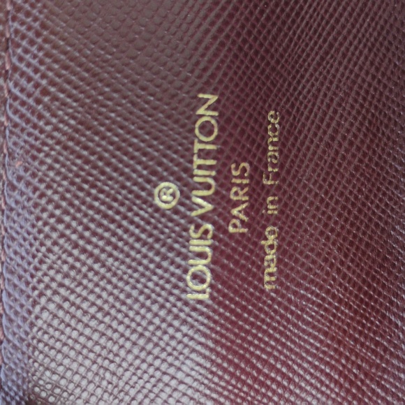 LV Cherry Monogram Mini Lin Key Holder - Picture 8 of 11